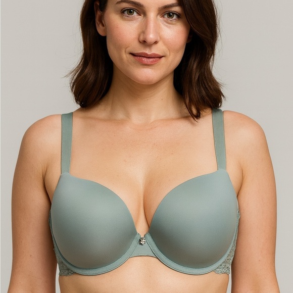 La Vie En Rose Other - La Vie En Rose Light Teal Underwear Bra 40DD - Lace Back‎
